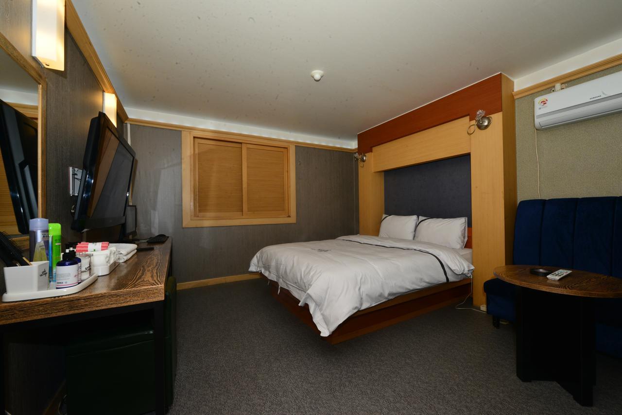 Daegu Mellow Motel Exteriör bild