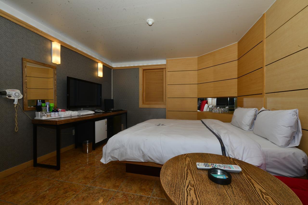 Daegu Mellow Motel Exteriör bild